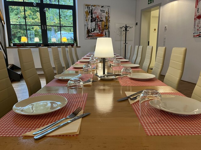 Restaurant eingedeckt